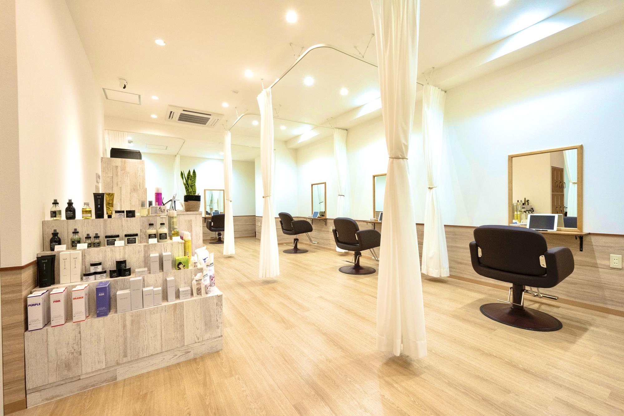 hair&relax I like... 店内写真